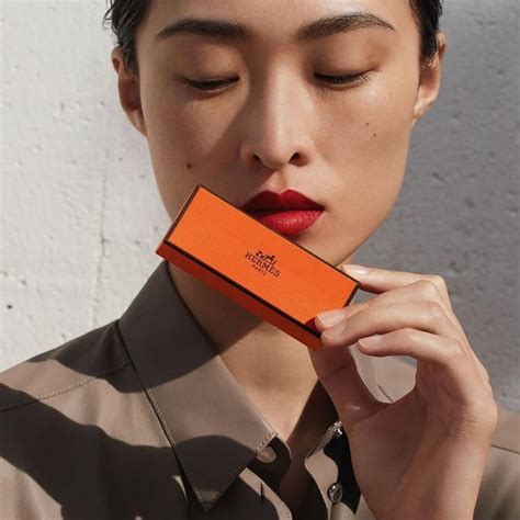 hermes orange turns red